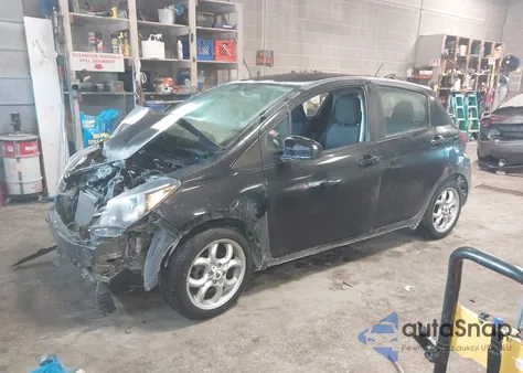 2015 Toyota Yaris L z USA, uszkodzony, nr VIN VNKKTUD37FA036175